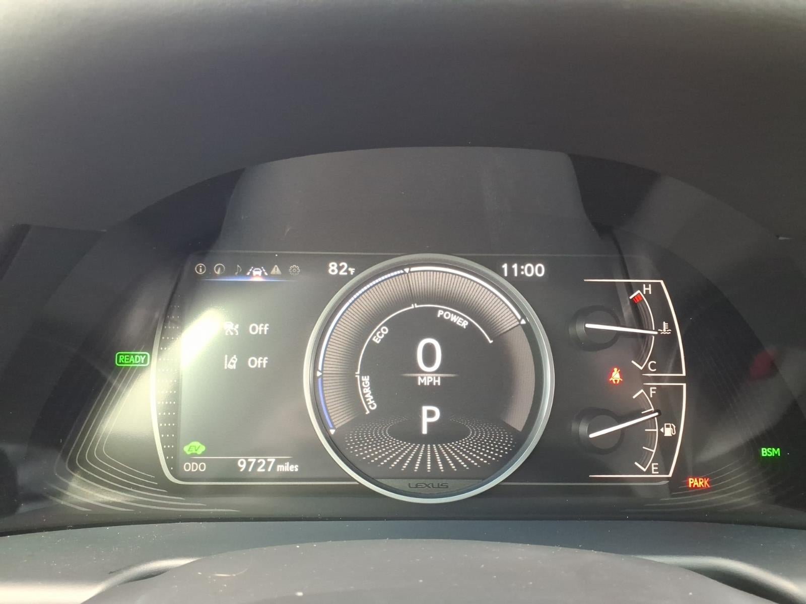 Used 2025 Lexus ES 300h w/ Premium Package FWD image 30