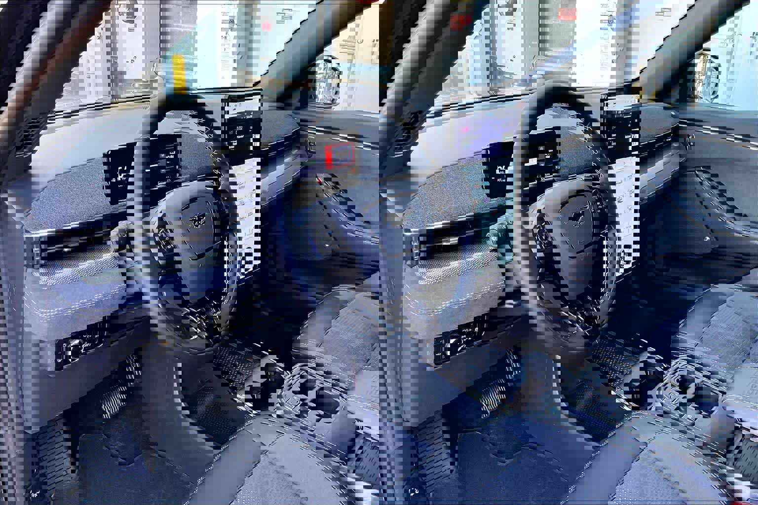 Certified 2025 Ford Mustang Mach-E GT image 19