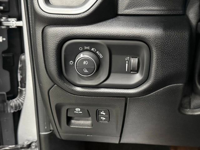 Used 2021 RAM 1500 Big Horn image 17