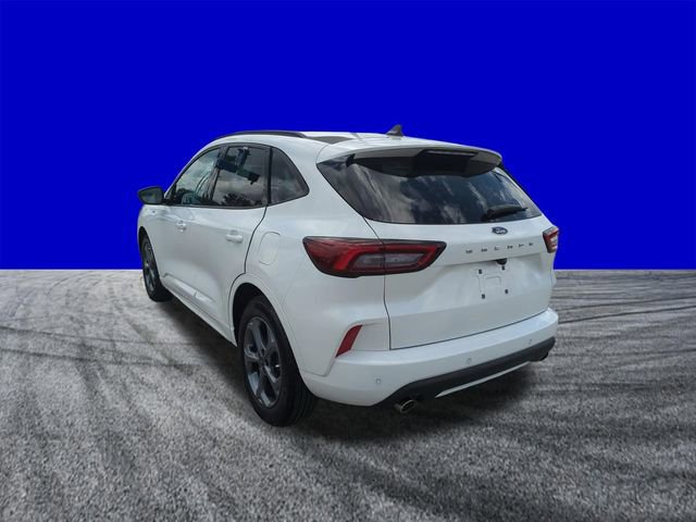 Certified 2023 Ford Escape ST-Line w/ Tech Pack #1 FWD image 3