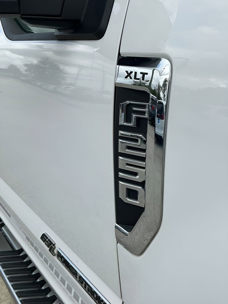 Certified 2020 Ford F250 XLT w/ XLT Premium Package AWD/4WD image 36