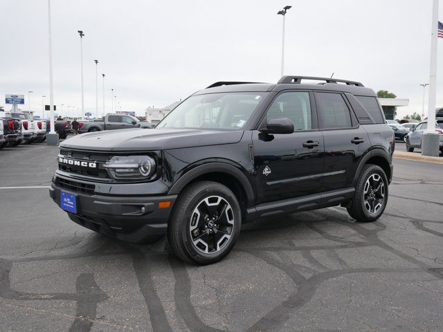 Certified 2023 Ford Bronco Sport Outer Banks w/ Tech Package AWD/4WD image 4