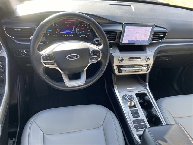 Certified 2021 Ford Explorer XLT w/ Equipment Group 202A image 15