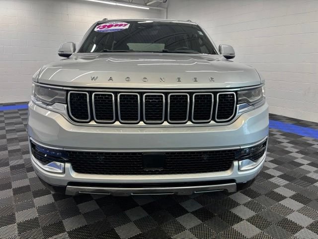 Used 2022 Jeep Wagoneer Series III w/ Premium Group I AWD/4WD image 13