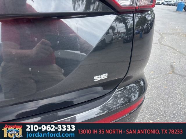 Used 2023 Mitsubishi Outlander SE AWD/4WD image 7