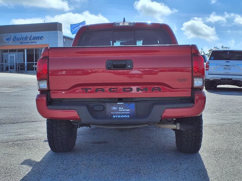 Used 2019 Toyota Tacoma 2WD Double Cab image 3