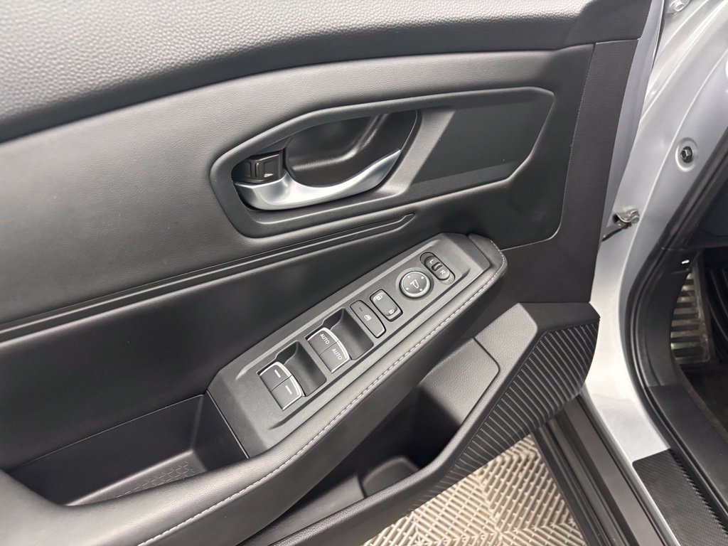 Used 2024 Honda Accord Sport image 17