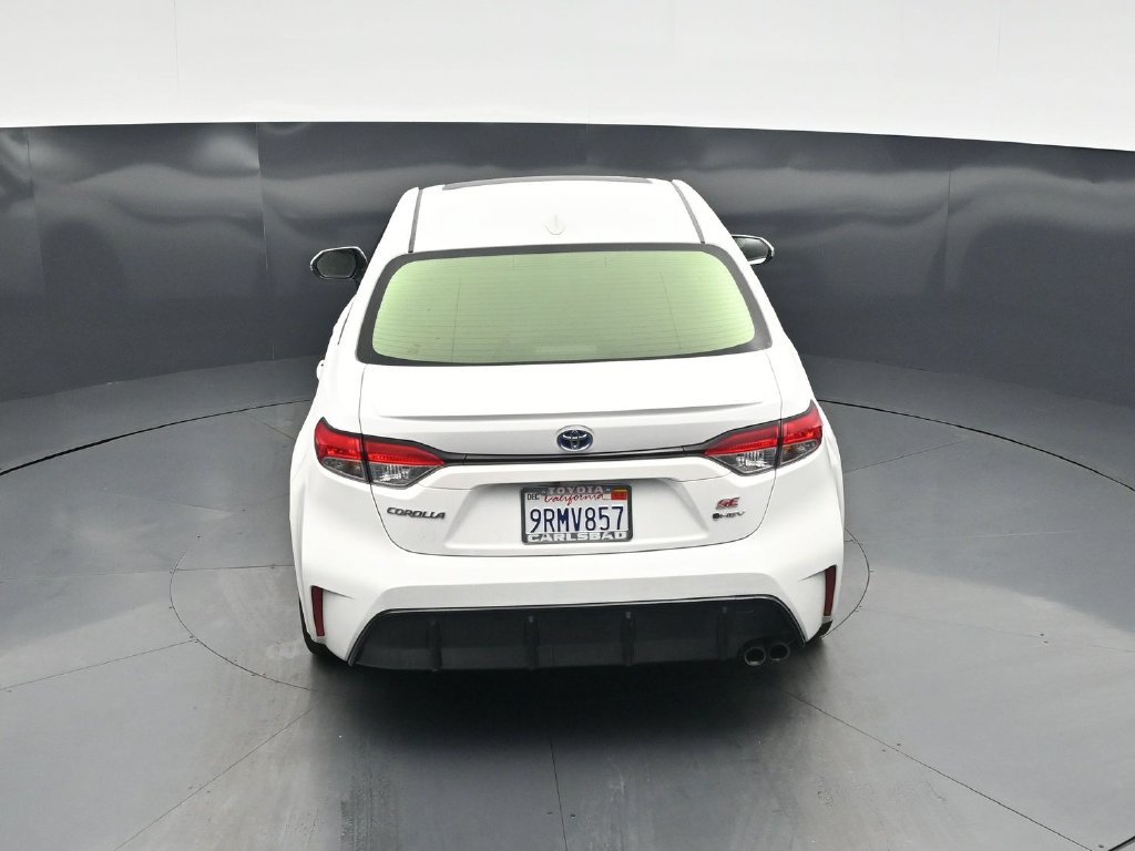 Used 2025 Toyota Corolla SE w/ SE Premium Package FWD image 40
