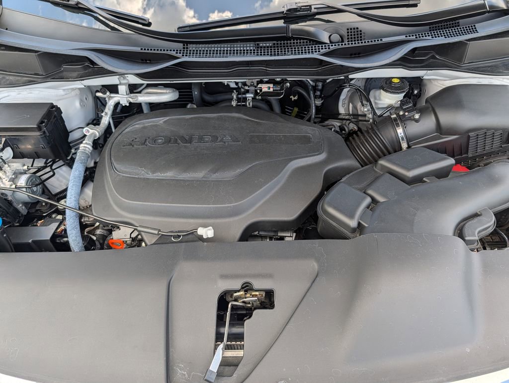 Used 2024 Honda Odyssey Touring image 38