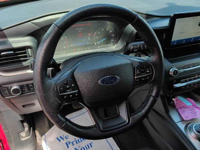Certified 2020 Ford Explorer XLT w/ Comfort Package AWD/4WD image 16
