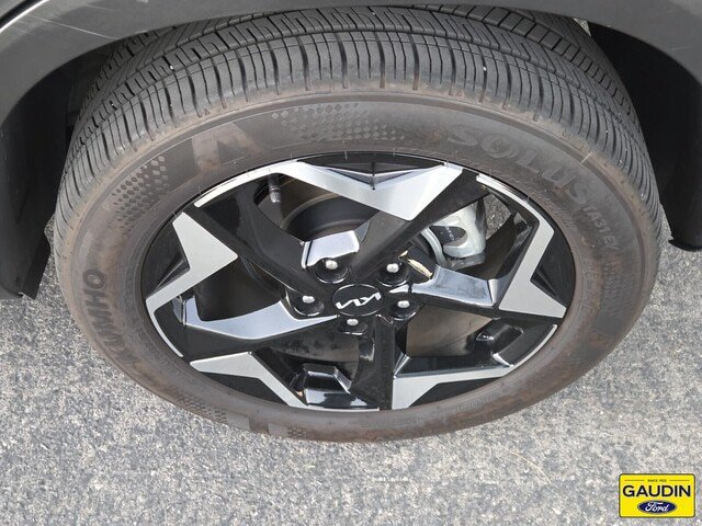 Used 2024 Kia Seltos EX FWD image 5