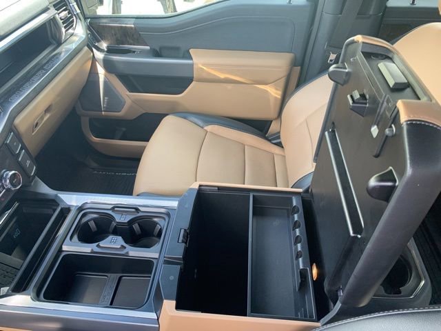 Certified 2024 Ford F250 Lariat w/ Chrome Package image 36