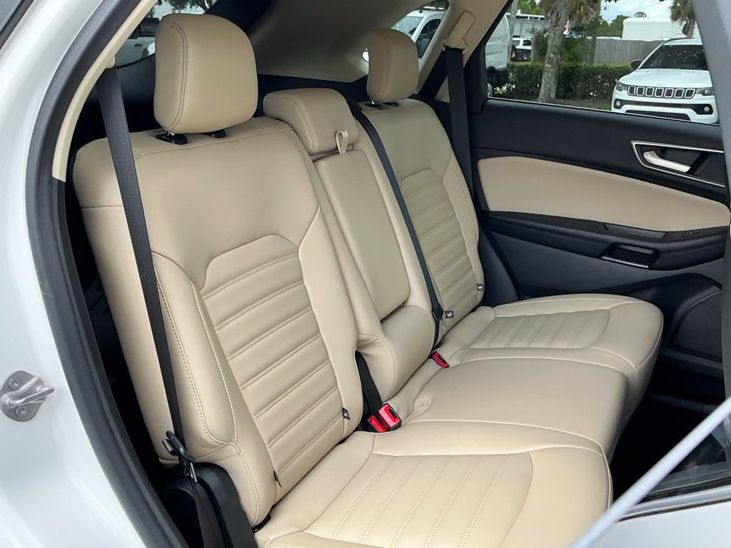 Certified 2022 Ford Edge SEL AWD/4WD image 18