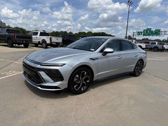 Used 2024 Hyundai Sonata SEL FWD image 4
