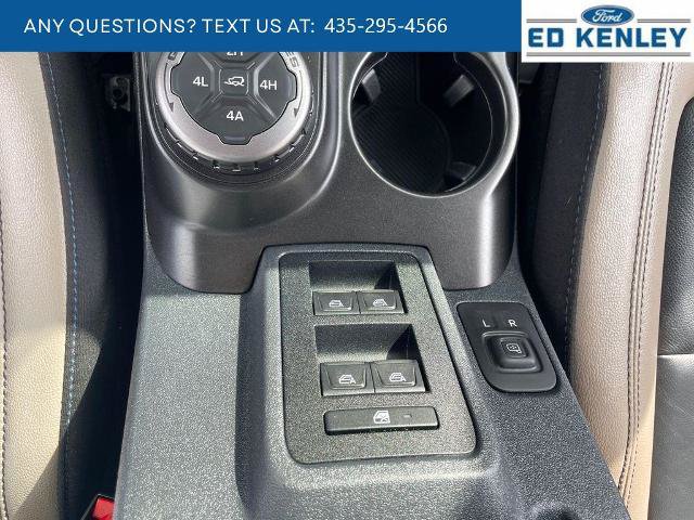 Certified 2023 Ford Bronco Wildtrak AWD/4WD image 16