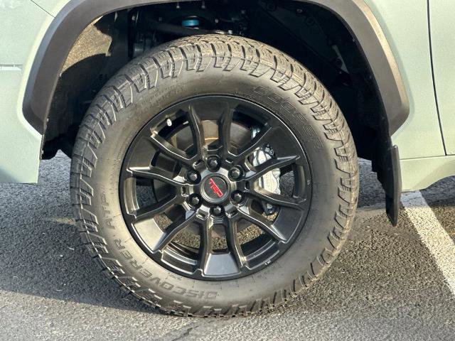 Used 2024 Toyota Tundra Limited w/ TRD Off-Road Package image 23