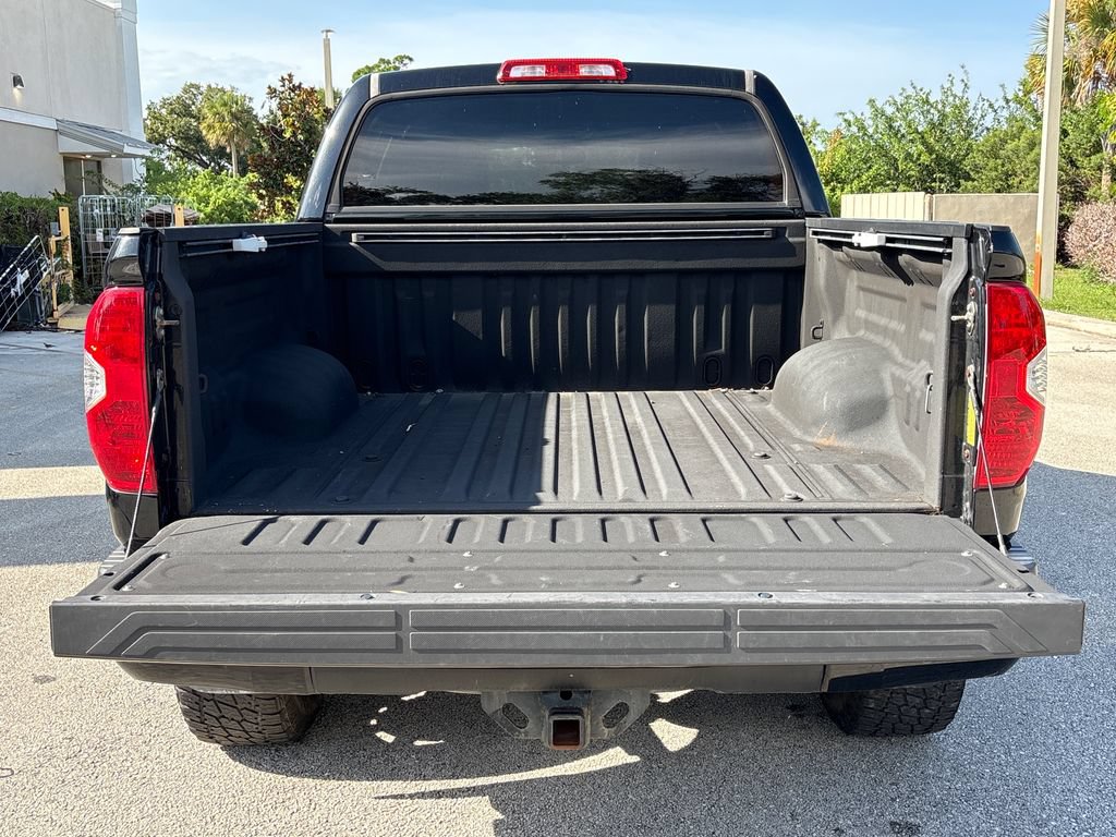 Used 2017 Toyota Tundra Limited w/ Limited Premium Package AWD/4WD image 9