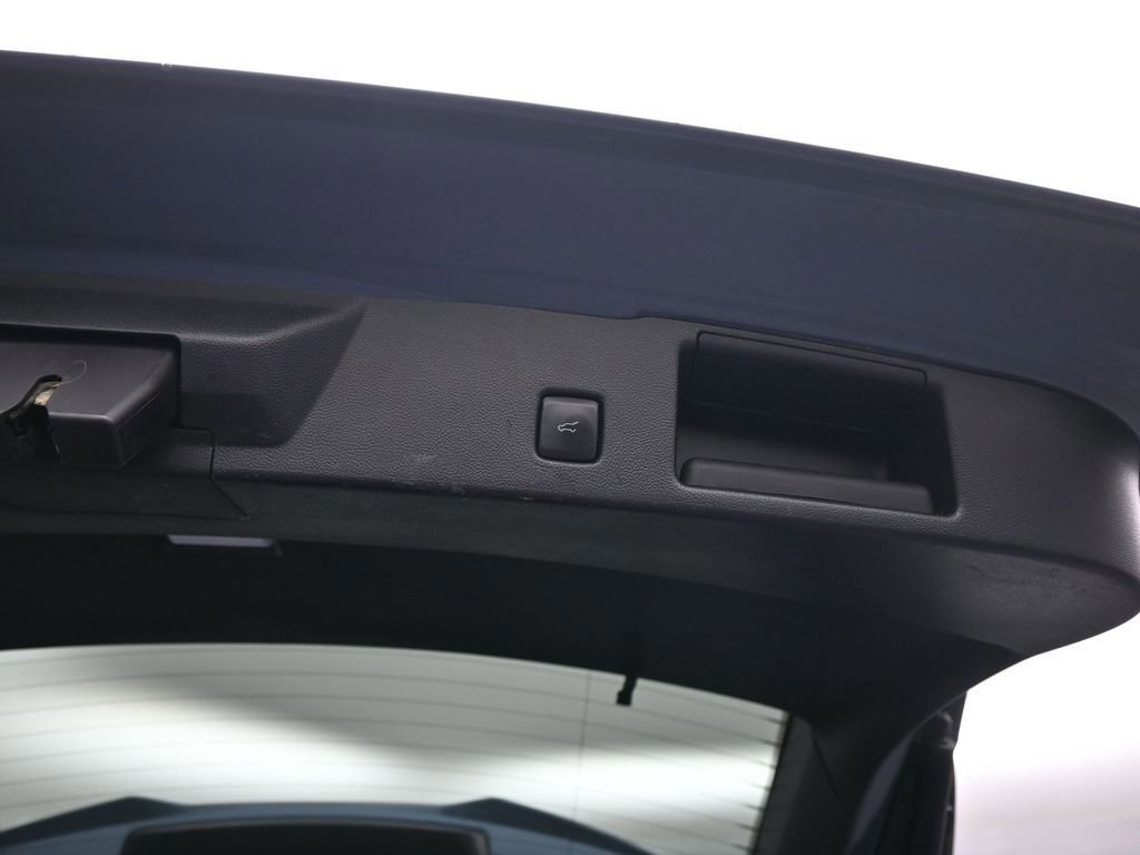 Certified 2023 Ford Escape ST-Line Elite image 50