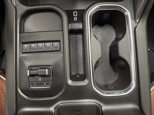Used 2025 GMC Sierra 2500 Denali Ultimate w/ Max Trailering Package AWD/4WD image 22