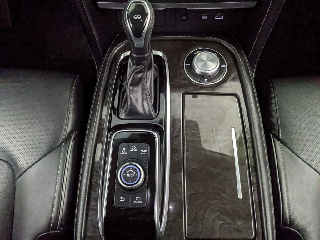 Used 2024 INFINITI QX80 Luxe image 9