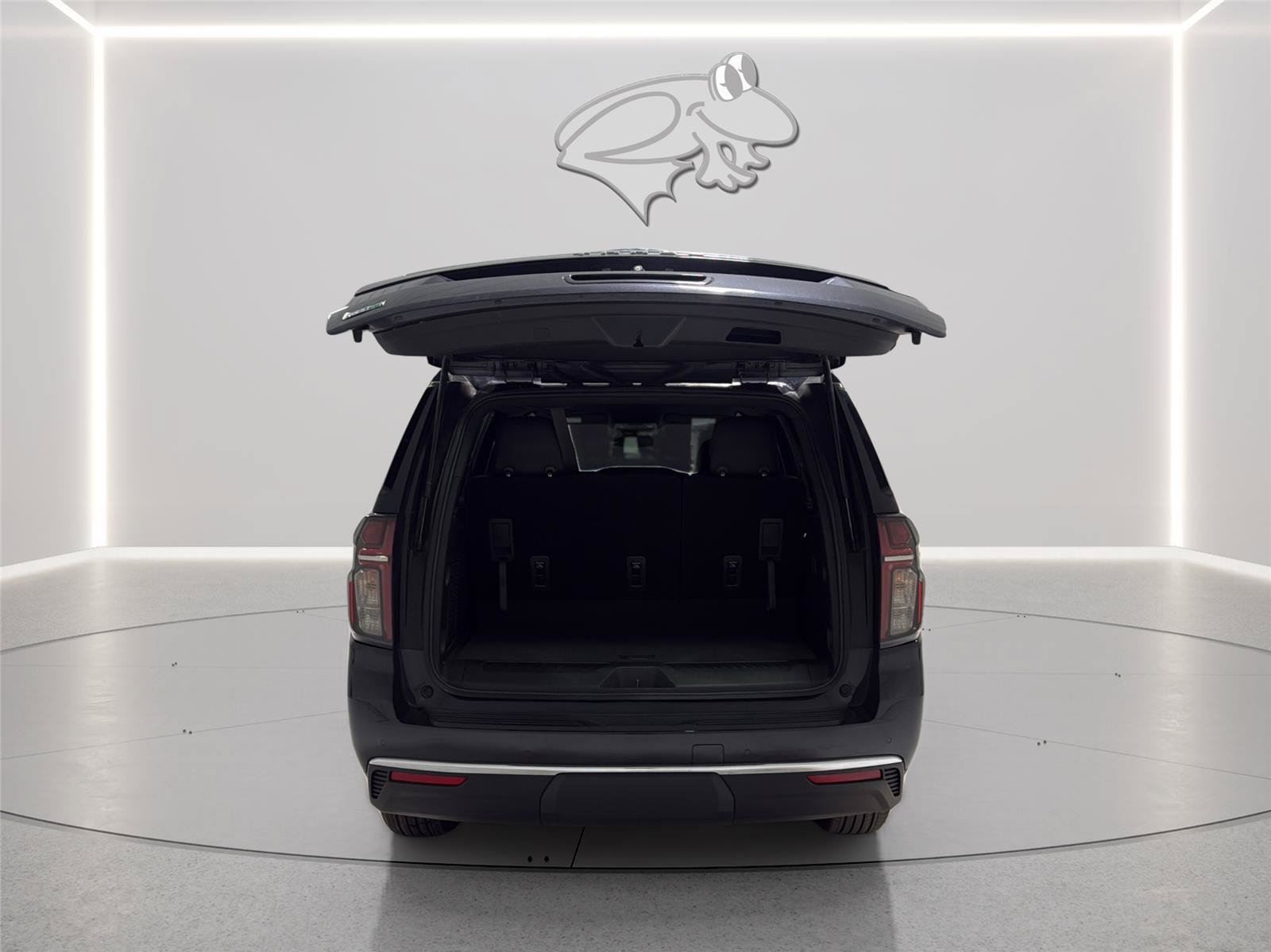 Used 2023 Chevrolet Tahoe LS AWD/4WD image 8