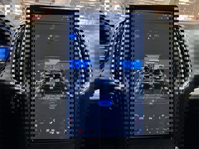 Certified 2023 Ford Edge SEL image 10