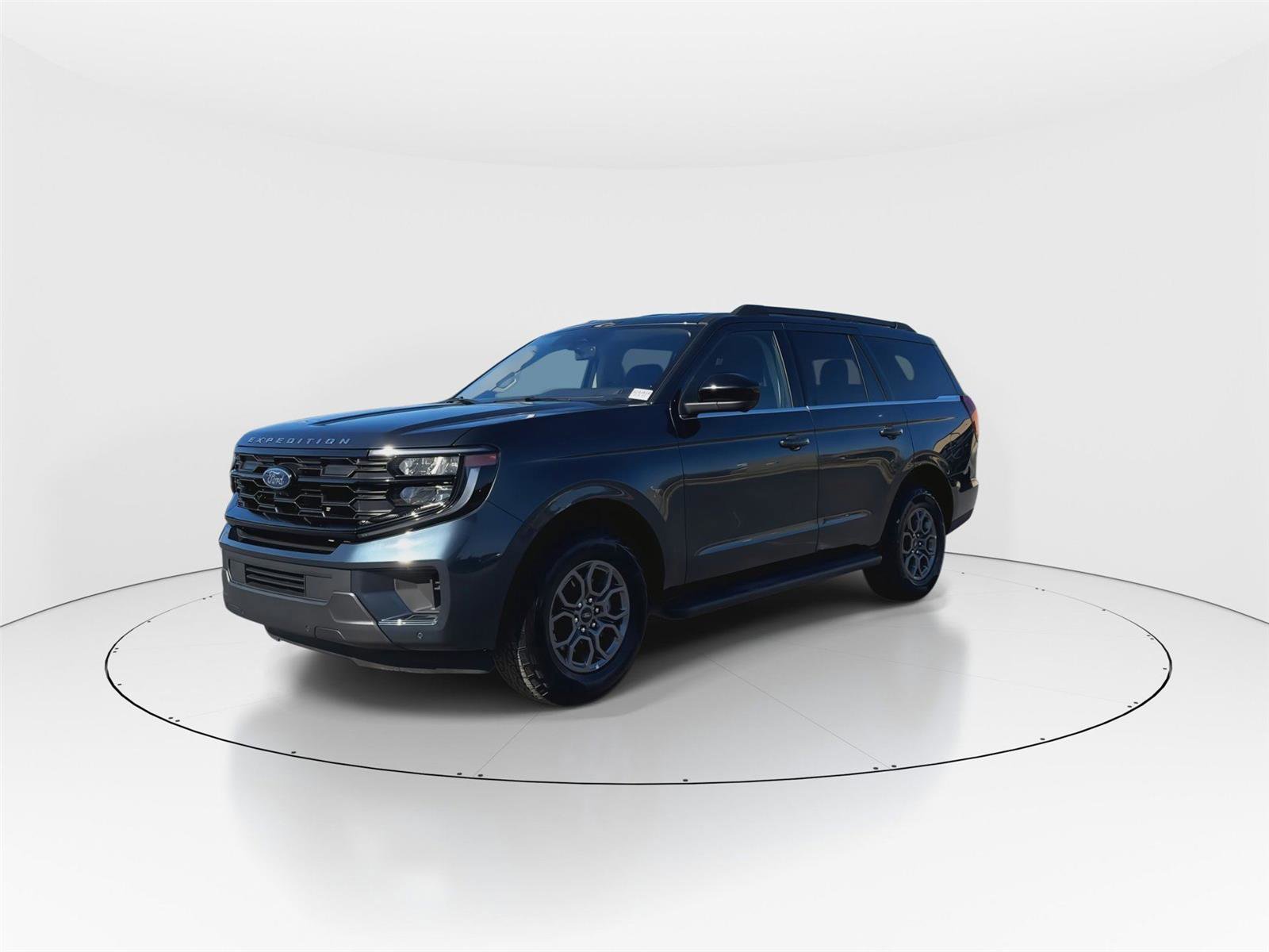 Certified 2025 Ford Expedition Active image 8