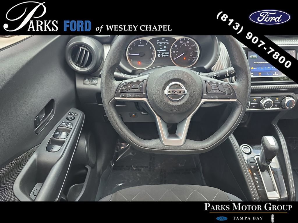 Used 2018 Nissan Kicks S w/ Exterior Electronics Package FWD image 11