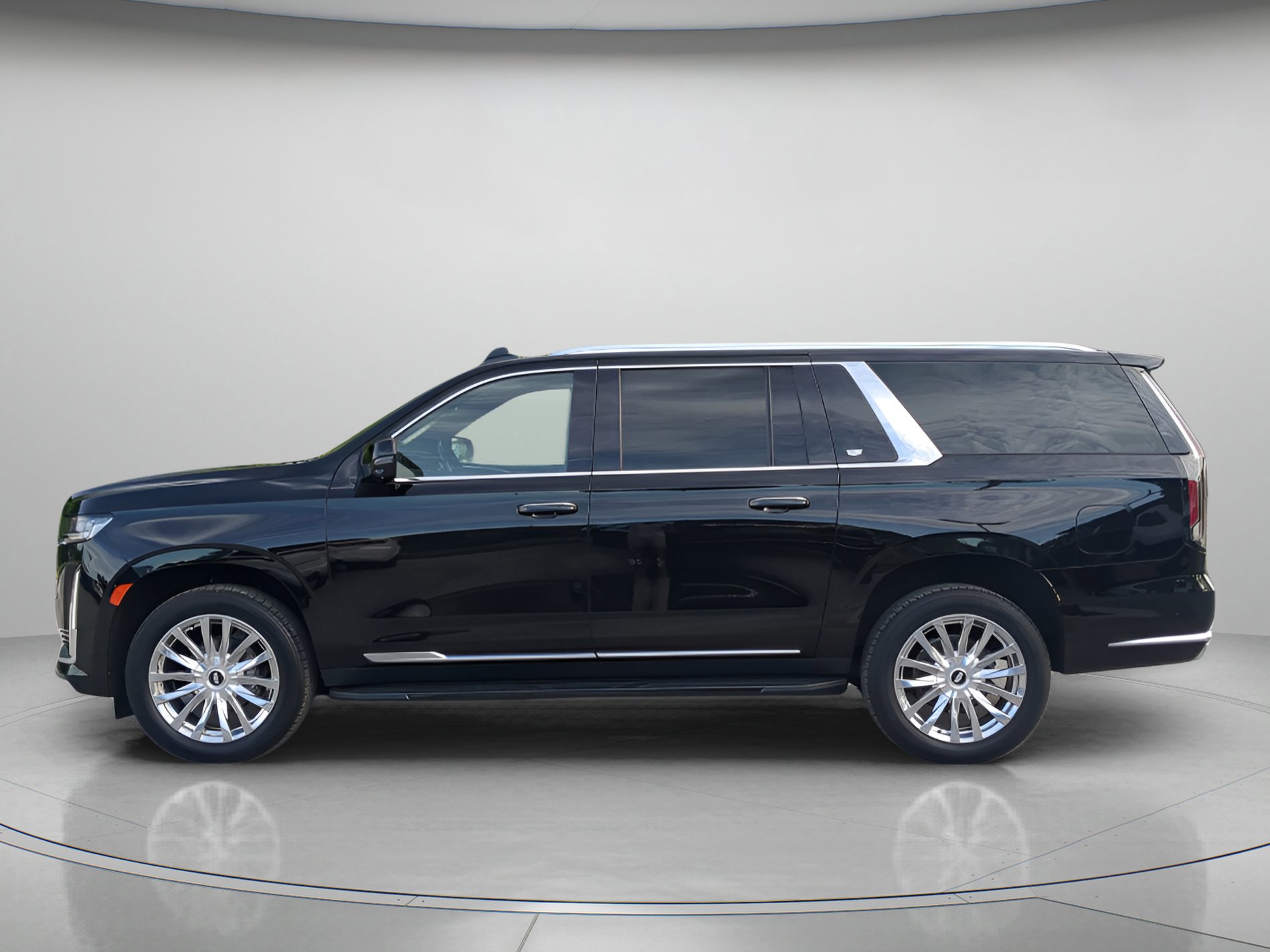 Used 2021 Cadillac Escalade ESV Premium Luxury AWD/4WD image 10