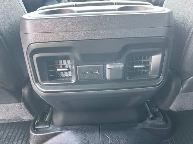 Used 2020 Chevrolet Silverado 1500 RST image 17