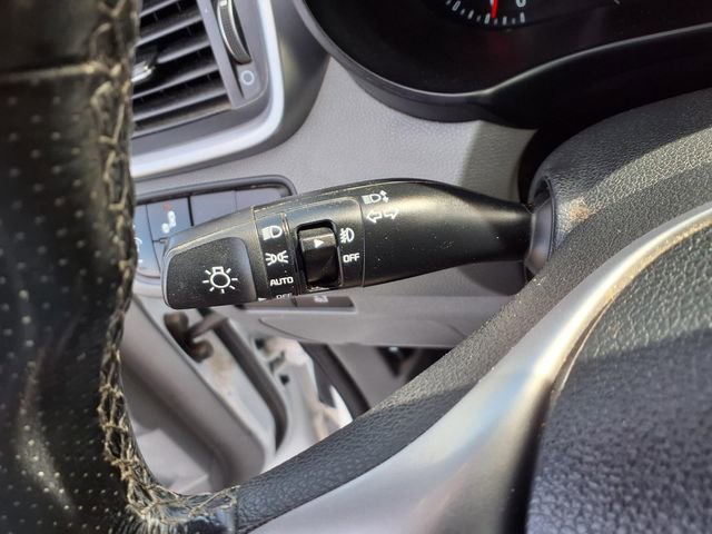 Used 2019 Kia Sorento SX image 12