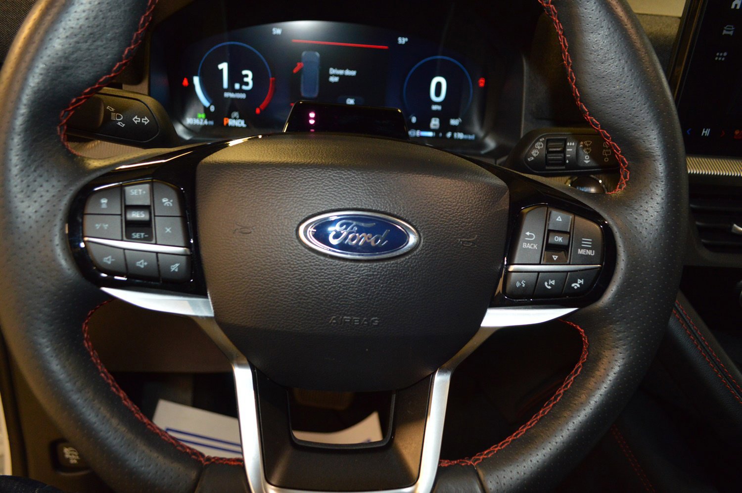 Certified 2025 Ford Explorer ST-Line image 19