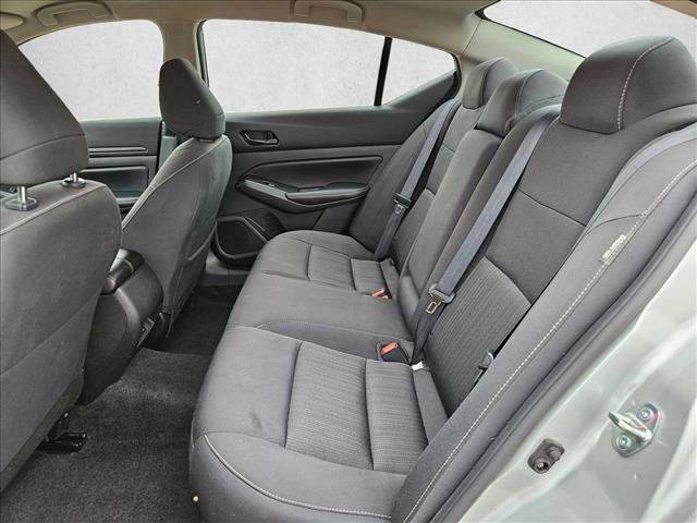 Used 2025 Nissan Altima 2.5 SV FWD image 14