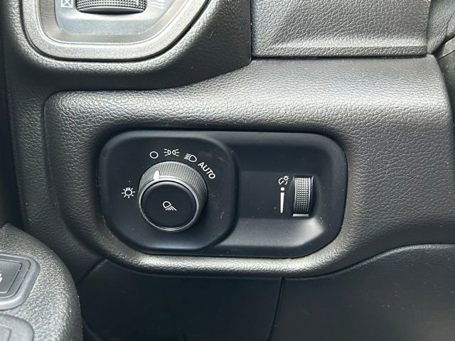 Used 2023 RAM 3500 Tradesman image 13