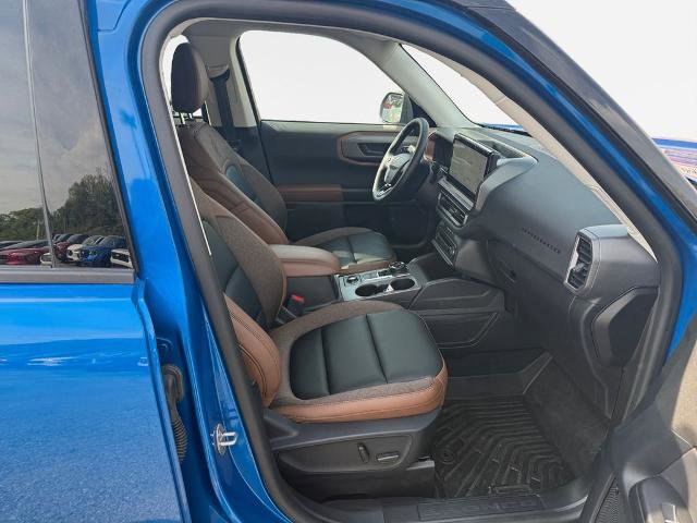 Certified 2025 Ford Bronco Sport Outer Banks w/ Outer Banks Tech Package+ AWD/4WD image 25