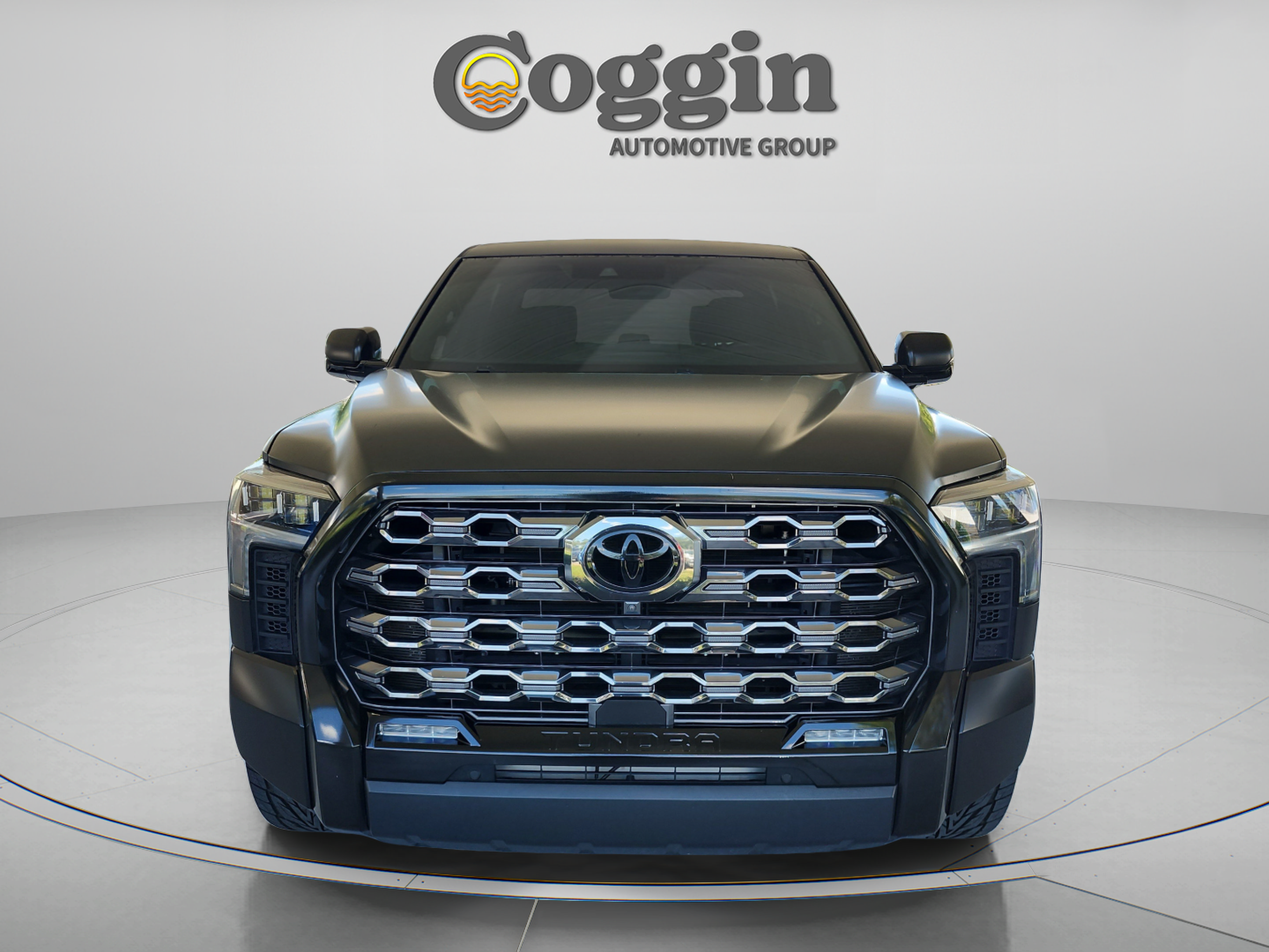 Used 2023 Toyota Tundra Platinum AWD/4WD image 8