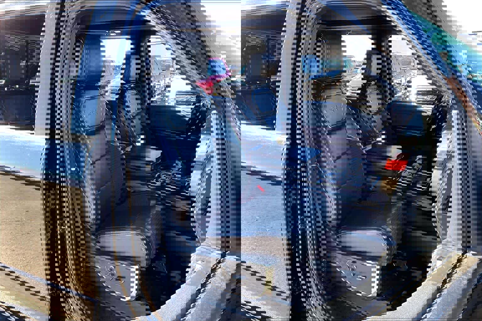 Certified 2022 Ford F150 Raptor w/ Equipment Group 801A High image 8