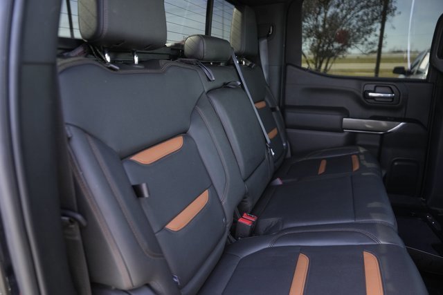 Used 2022 GMC Sierra 1500 AT4 w/ AT4 Premium Package image 16