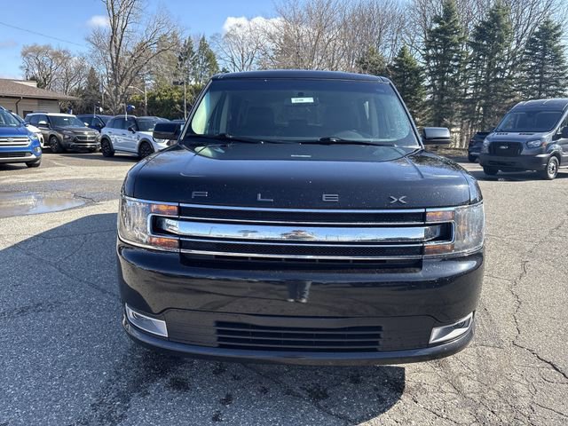 Certified 2019 Ford Flex SEL w/ Equipment Group 202A AWD/4WD image 17