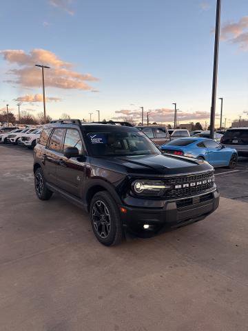 Certified 2025 Ford Bronco Sport Outer Banks w/ Outer Banks Tech Package+ image 2
