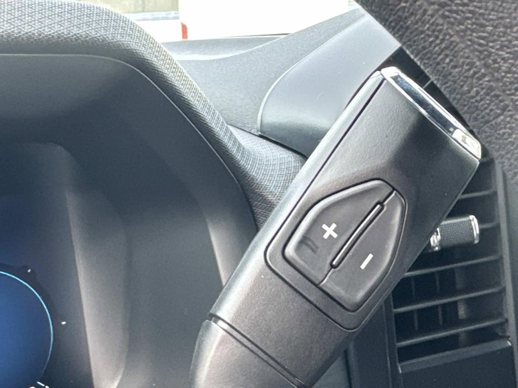 Certified 2025 Ford F150 STX image 29