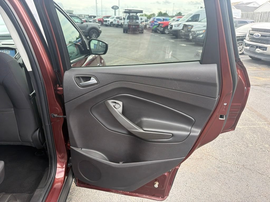Certified 2018 Ford Escape SE w/ SE Sync 3 Package FWD image 47