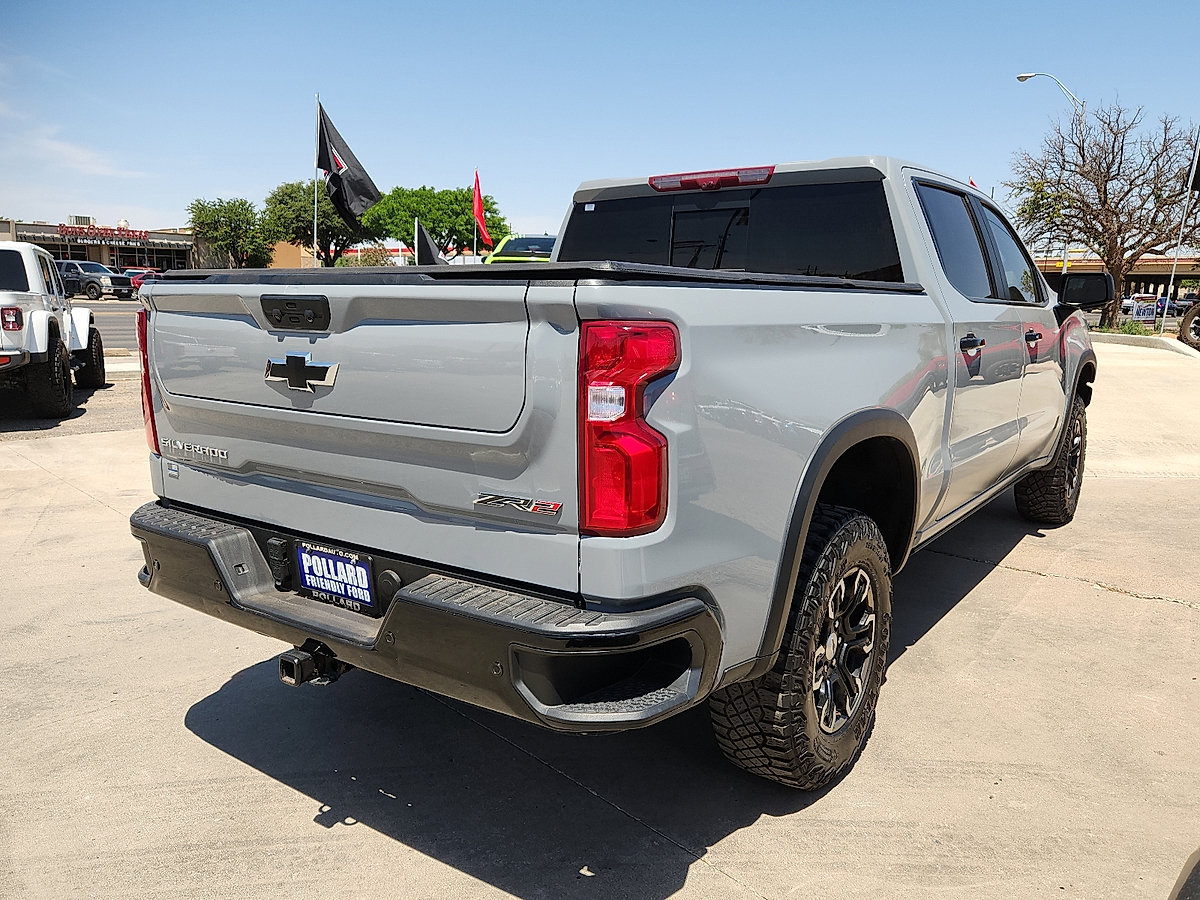 Used 2024 Chevrolet Silverado 1500 ZR2 w/ Technology Package AWD/4WD image 3