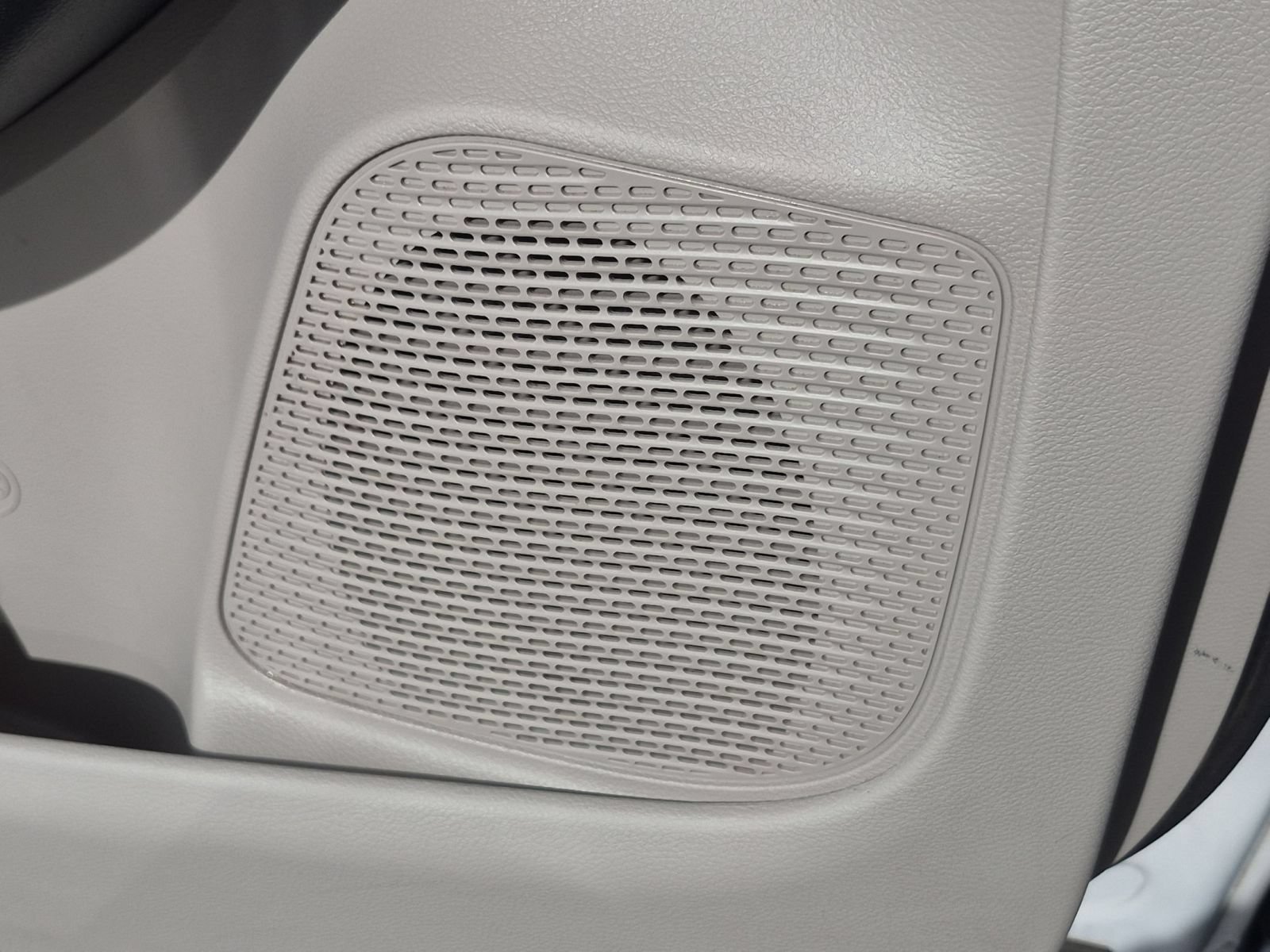 Used 2024 Chrysler Voyager LX FWD image 16