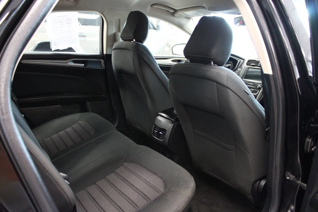 Certified 2020 Ford Fusion SE FWD image 41