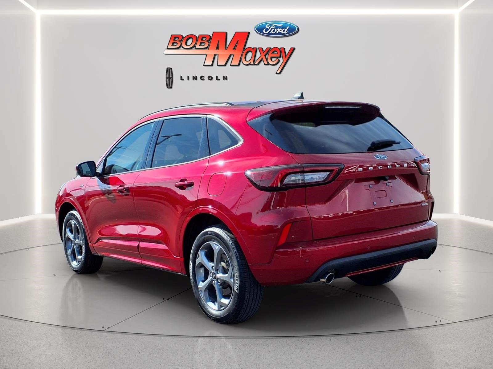 Certified 2023 Ford Escape ST-Line Select w/ Tech Pack #2 AWD/4WD image 7