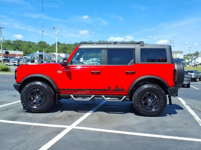 Certified 2022 Ford Bronco Wildtrak AWD/4WD image 2