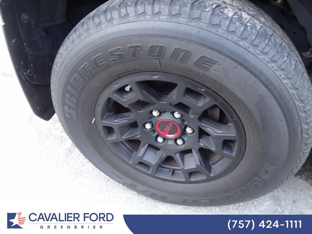 Used 2023 Toyota 4Runner TRD Off-Road Premium w/ Off Road Premium Plus Package AWD/4WD image 11