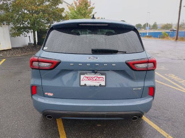 Certified 2024 Ford Escape ST-Line AWD/4WD image 7