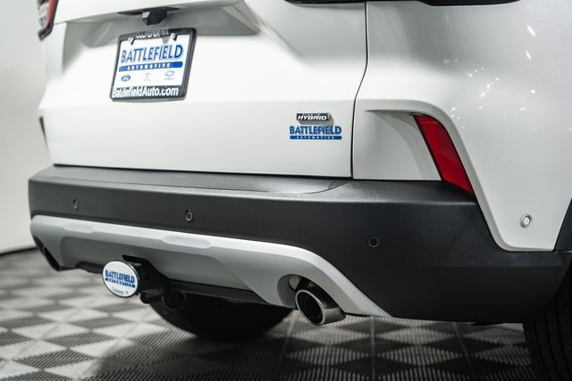 Certified 2024 Ford Escape SE w/ PHEV Premium Package image 10